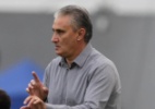 Tite afirma que título foi resposta ao apoio, mas também dá bronca na torcida