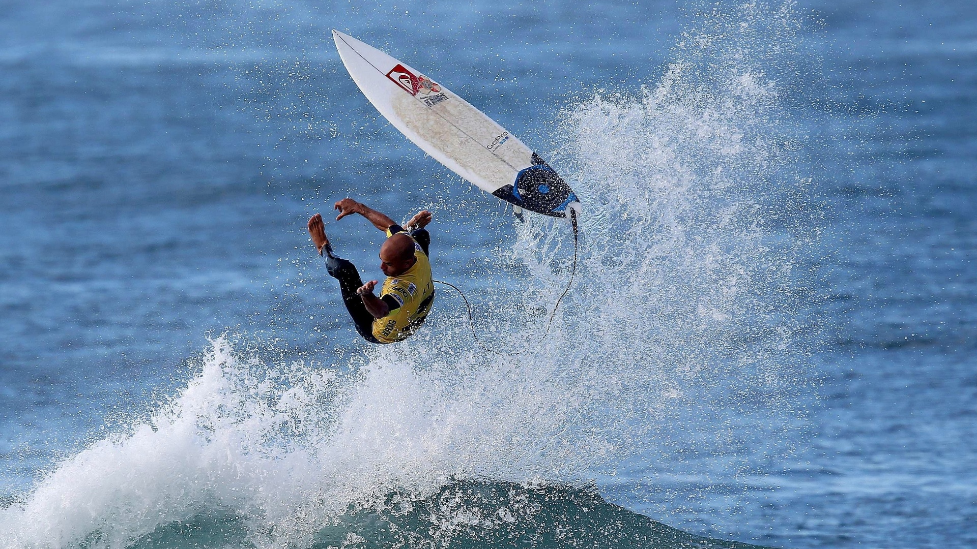 Kelly Slater fatura em San Francisco o 11º título do Circuito Mundial de Surfe Notícias UOL Kelly Slater fatura em San Francisco o 11º título do Circuito Mundial de Surfe Notícias UOL