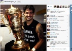 Pato homenageia namorada e evita polêmica com Tite após título