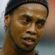Recebido com festa, Ronaldinho espera "batalhas" cada vez mais dif&iacute;ceis