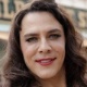 "Até xixi eu faço sentado", diz ator que interpreta Mulher Pau de Jacú em "Sangue Bom" - TV Globo/Divulgação