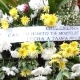 Atleticanos provocam rivais com coroa de flores e recado em esquina de BH