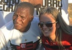 Fla faz churrasco para torcida com cerveja liberada e 'pelada' com ídolos