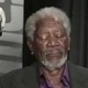 Morgan Freeman inventa desculpa para explicar cochilo em entrevista - Reprodução