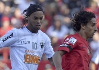 Confira fotos dos jogos da Libertadores desta quinta-feira (23.mai.2013)