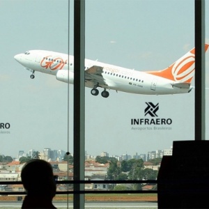 Avião da Gol decola no aeroporto de Congonhas, em São Paulo