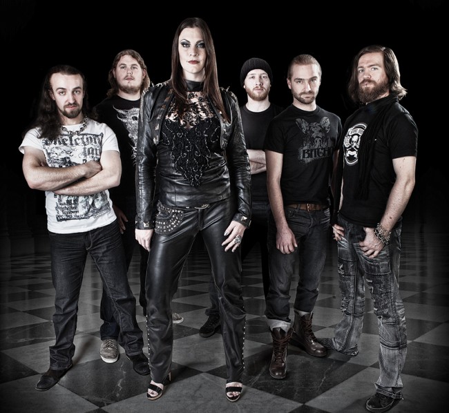 ao pas, a banda,02liderada pela6702cantora6702floor jansen (ex