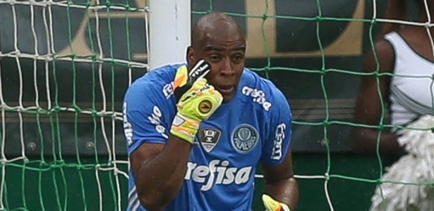Palmeiras renova contrato com Jailson