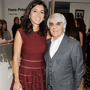bernie-ecclestone-posa-com-a-noiva-fabiana-flosi-1335545419177_300x300