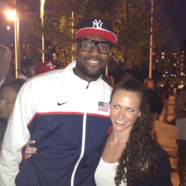 lebronnadadora