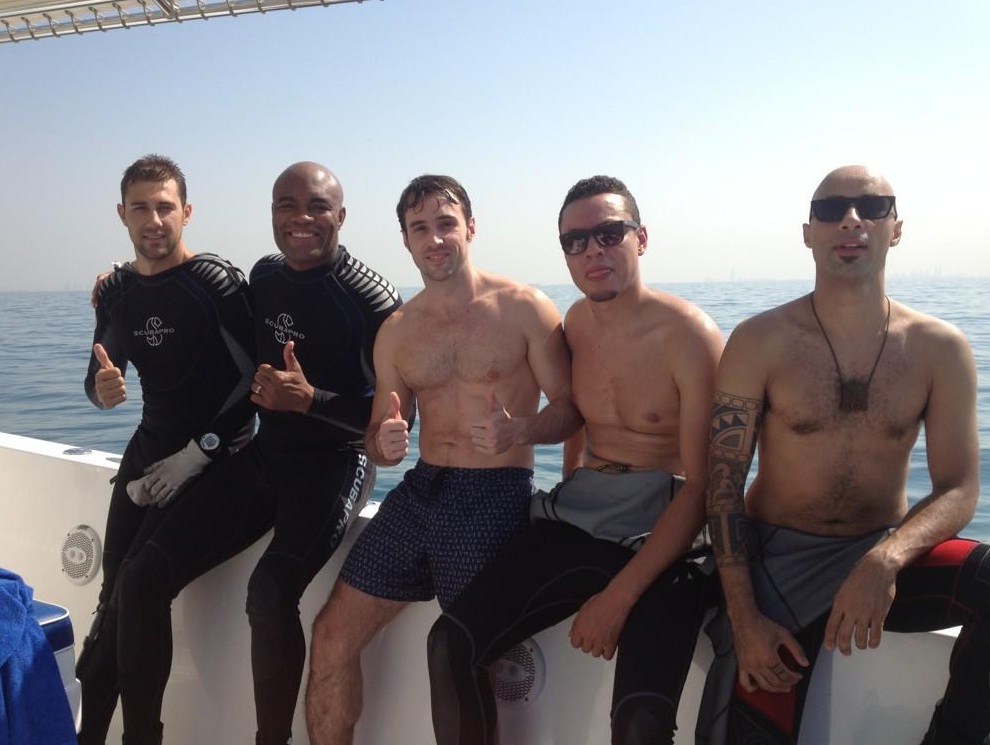 anderson silva mergulho