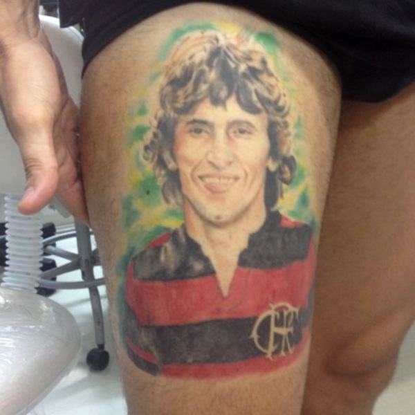 Tatuagem em homenagem a Zico