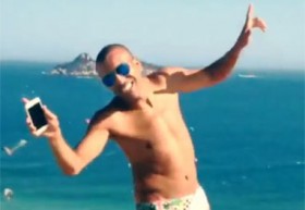 Esquece! Ele não será a salvação de mais nada!!!