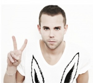 m83