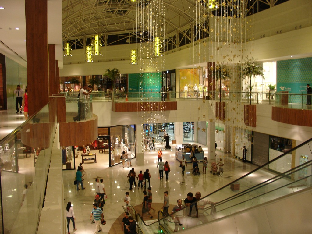 shopping-center-rio-lais-castro