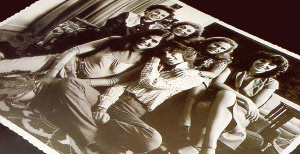 elas