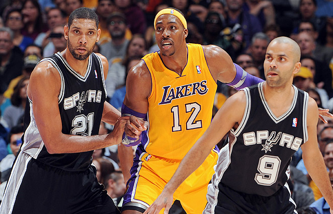 Tim Duncan, Dwight Howard, playoffs O Howard de Lakers contra a prede