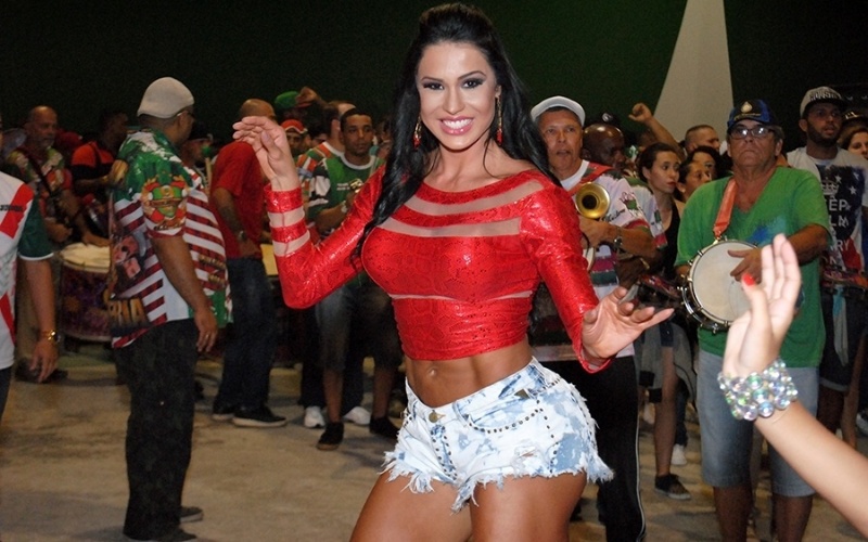 Ensaios das escolas de samba 2015