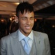 Neymar acaba com suspense e anuncia que vai para o Barcelona