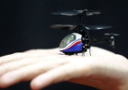 Menor helic�ptero e mini carro s�o destaques em feira de brinquedo