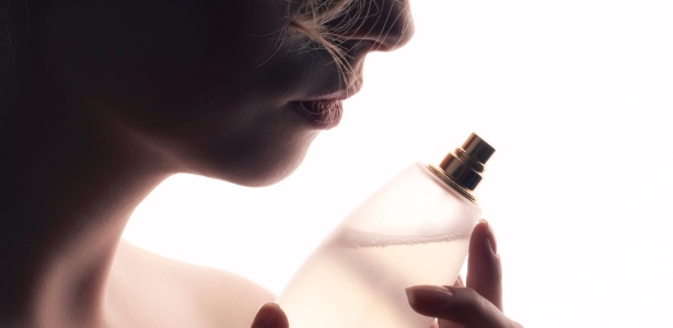 Guardar os perfumes longe da luz e da claridade garante maior durabilidade ao produto