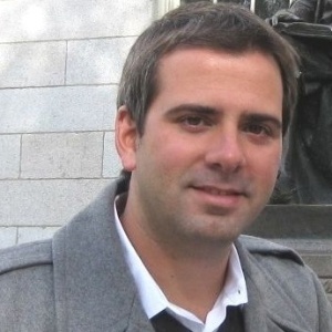 O repórter e correspondente internacional da Globo Rodrigo Alvarez