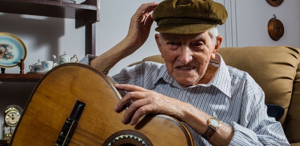 26.fev.2014 - Morre aos 99 anos Ernesto Paulelli, o Arnesto do samba de Adoniran Barbosa