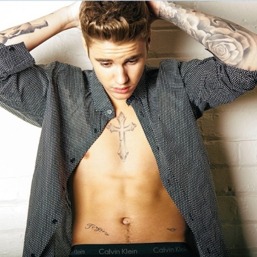 #Video: Justin Bieber te ensina como dançar “Do What U Want” da Lady Gaga na boate! image-16708