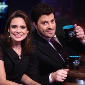 Sheherazade em participação no programa "The Noite", de Gentili