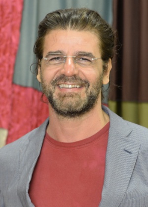 O diretor Luiz <b>Fernando Carvalho</b> - o-diretor-luiz-fernando-carvalho-1398711243949_300x420