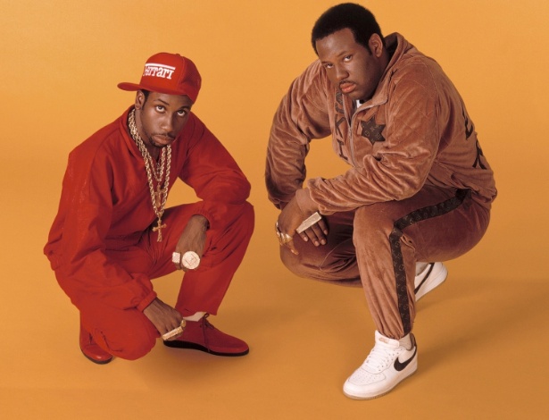 Rob Base & DJ E-Z Rock posam na épóca do lançamento de "It Takes Two". O rapper à direita morreu no fim de semana aos 46 anos