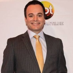 marcelo-torres-jornalista-do-sbt-1400198