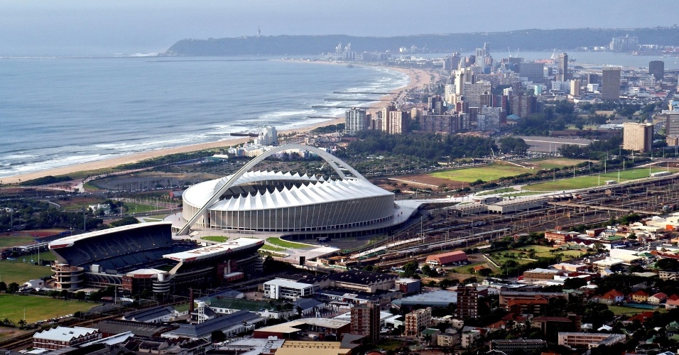 Estádio Da Copa Da África é Atração Para Famílias E Viciados Em Adrenalina Fotos Uol Viagem 2399