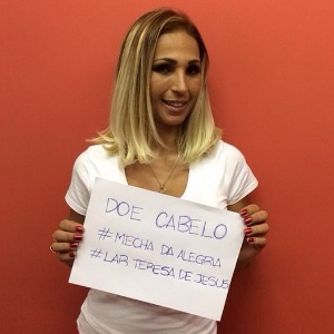 Valesca Popozuda mostra novo corte de cabelo no Instagram