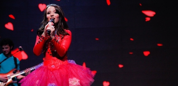 Larissa Manoela protagonizará próxima novela do SBT