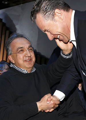 sergio-marchionne-fca-e-reid-bigland-alfa-usa-em-detroit-1421257132673_300x420.png