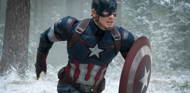 Em "Vingadores: Era de Ultron" (2015), Capitão América lidera os heróis mais poderosos da Terra