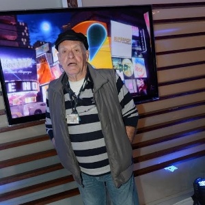 1mai2016---o-narrador-silvio-luiz-compar