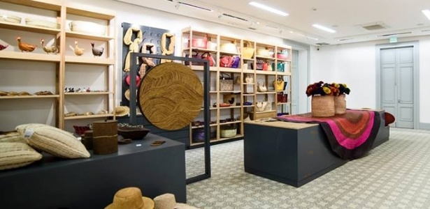 Conheça centros culturais no Rio para ver e comprar artesanato brasileiro Notícias UOL Artesanato Samira Papelaria E Bazar ~ Conheça centros culturais no Rio para ver e comprar artesanato brasileiro Notícias UOL