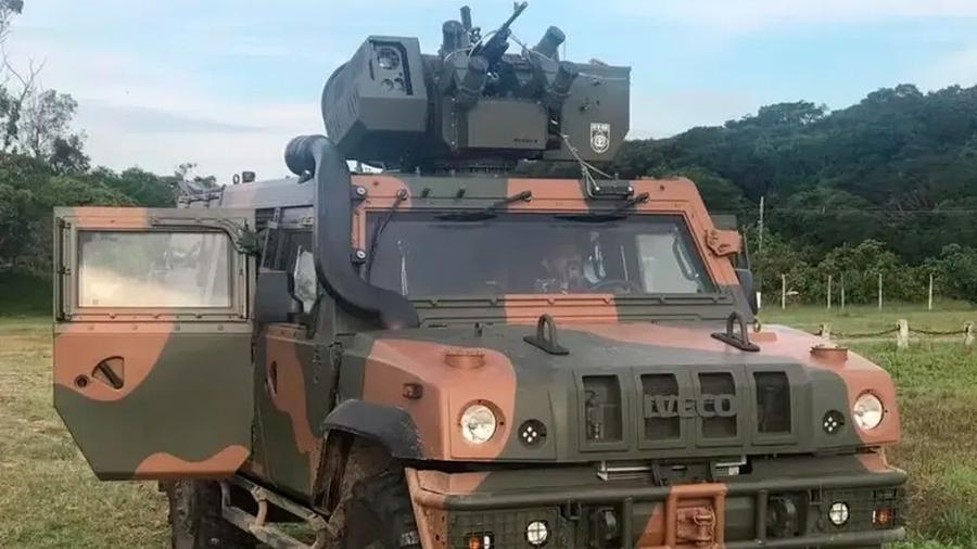 Exército envia 16 blindados para a fronteira do Brasil com a Venezuela