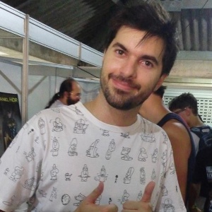 Quadrinista que está na Bienal do Rio &quot;brinca&quot; com Deus e critica fanáticos <b>...</b> - quadrinista-carlos-ruas-1441385666954_300x300