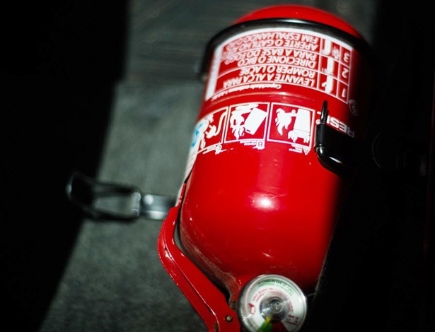 Extintor de incêndio em carro deixa de ser item obrigatório a partir dos próximos dias