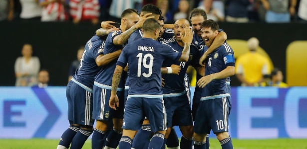 Lavezzi, Messi e Higuaín (dois) marcaram gols da Argentina contra os EUA