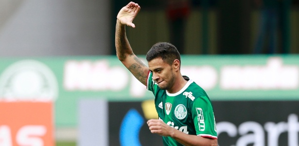 Cleiton Xavier garante o 'fico' para espantar novo fantasma pelo Palmeiras