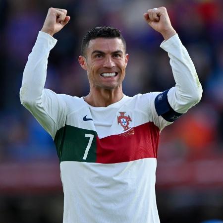 Cristiano Ronaldo é o jogador mais bem pago do mundo em 2023 - Esporte  Dinâmico