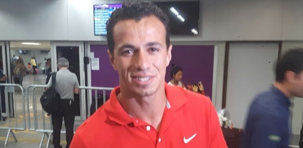 O atacante Leandro Damião desembarcou nesta segunda-feira (11) no Rio de Janeiro
