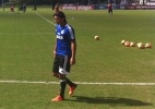 Flamengo estreia uniforme de treino azul em último ajuste antes do Santos