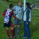 Goleiro ganha "carinho" de companheiro nas partes genitais ap&oacute;s marcar gol  