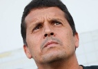 Interino fala em tom de despedida e aposta que Bielsa assume o Santos agora
