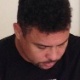 'Aluno aplicado', Ronaldo posta foto estudando para estreia na Globo